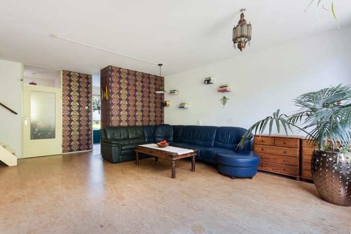 Tussenwoning te koop: Sandenburg 156, Dordrecht
