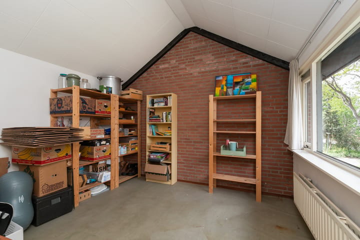 Tussenwoning te koop: Sandenburg 156, Dordrecht