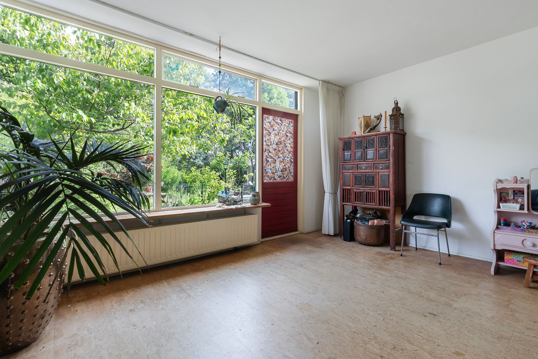 Spacious corner house with deep garden in quiet Sterrenburg location — 9