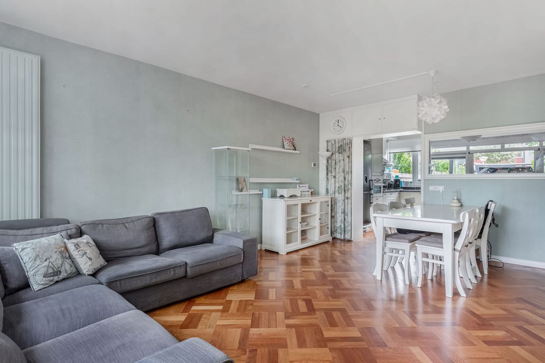 Spacious Energy-Efficient Townhouse with Large West-Facing Garden in Lelystad — 11