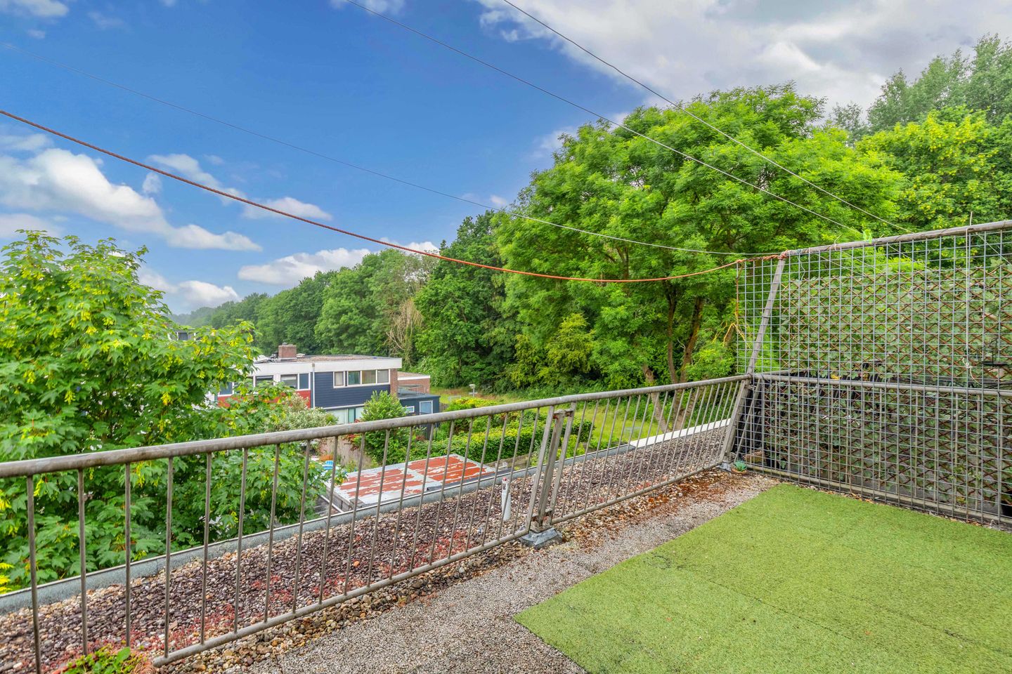 Spacious Energy-Efficient Townhouse with Large West-Facing Garden in Lelystad — 25