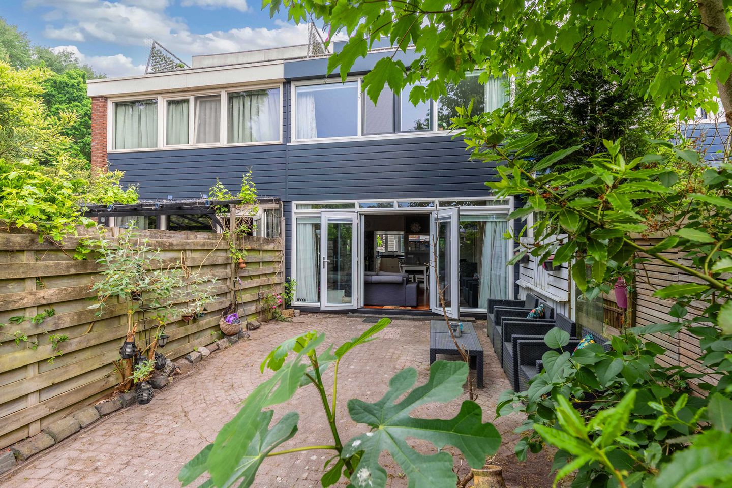 Spacious Energy-Efficient Townhouse with Large West-Facing Garden in Lelystad — 29