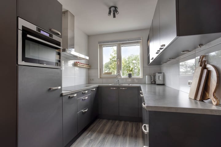 Tussenwoning te koop: Raadhuislaan 29, Diever