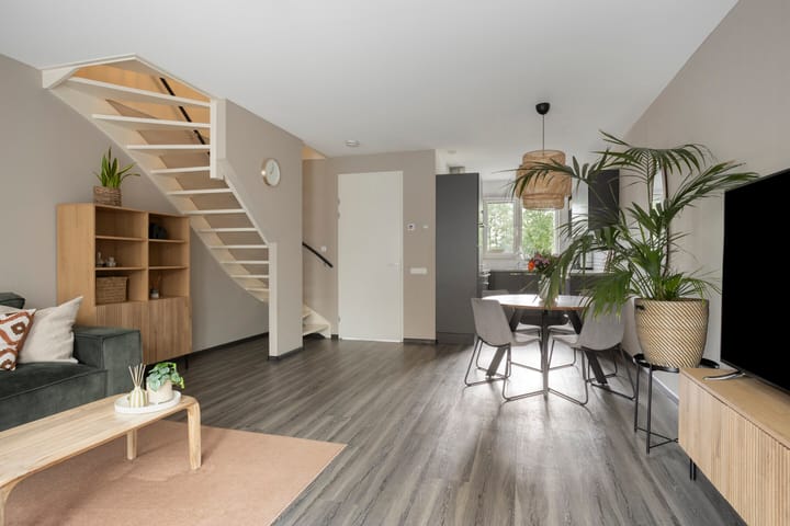Tussenwoning te koop: Raadhuislaan 29, Diever