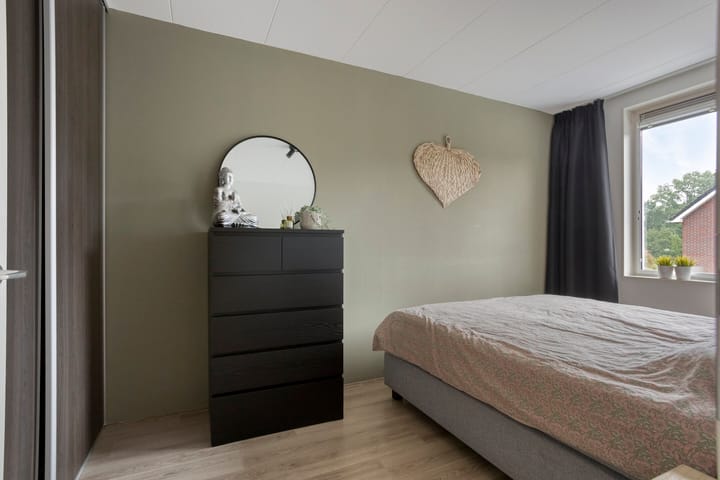 Tussenwoning te koop: Raadhuislaan 29, Diever