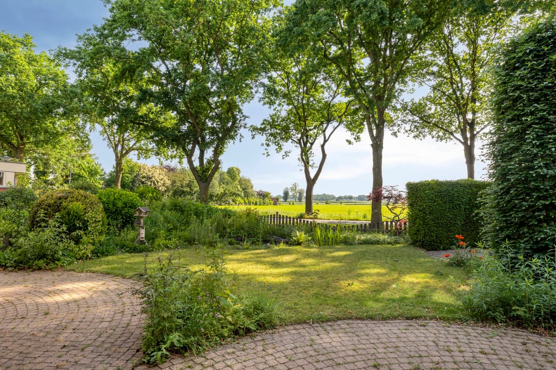 Foto 43 van Vlinderhof 26