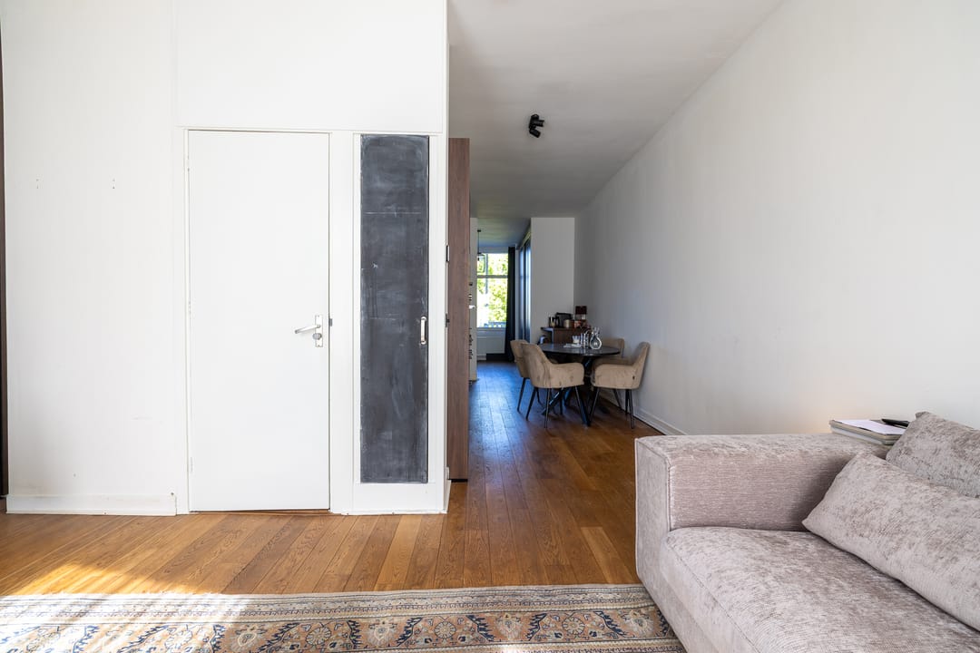 Photo 8 of Willem van Hillegaersbergstraat 125-B