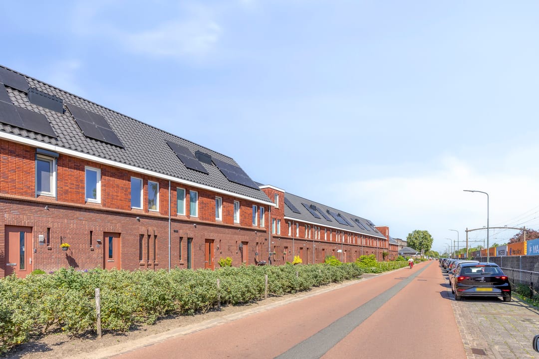 Photo 28 of Almystraat 104