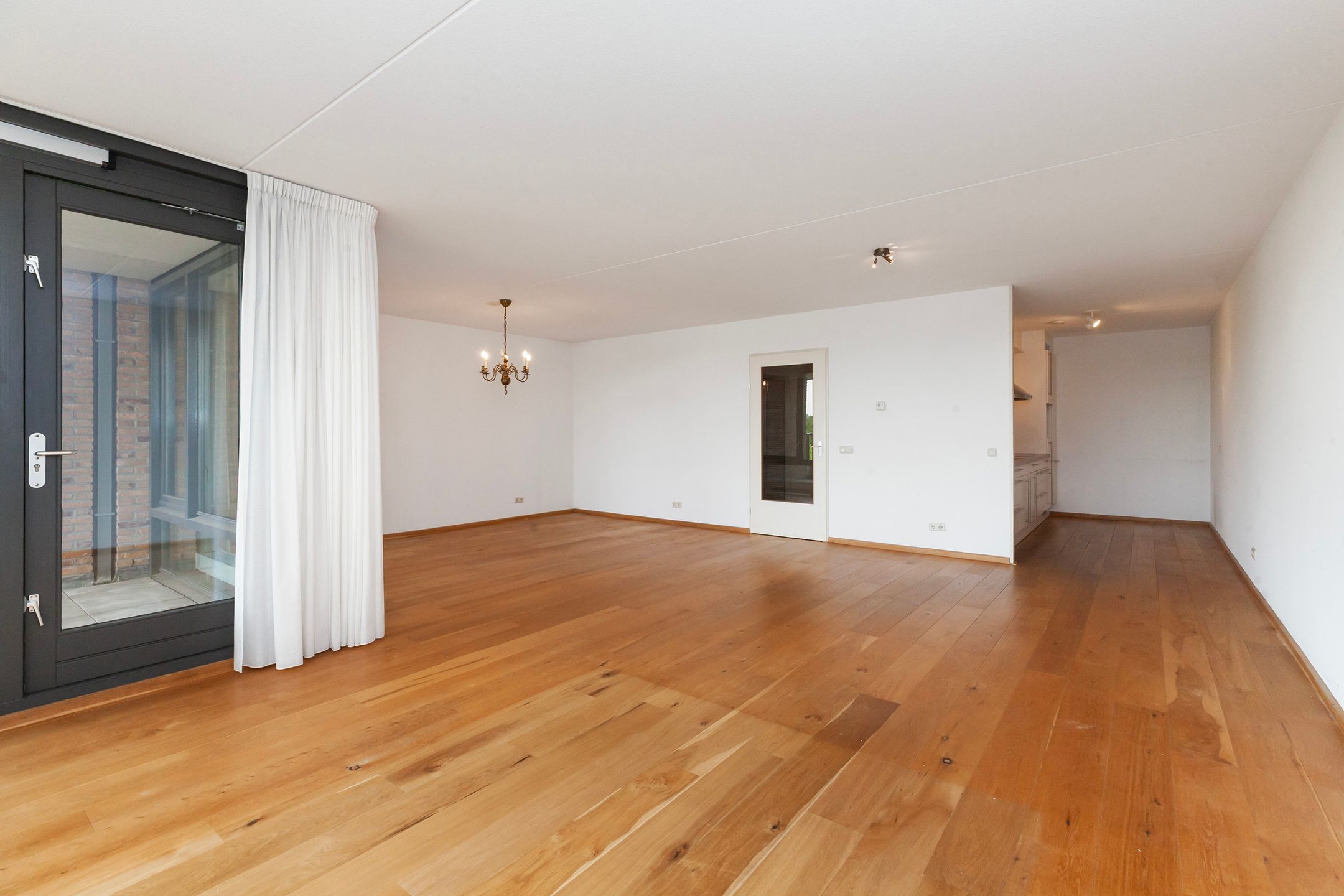 Photo 15 of Ommevoort 330