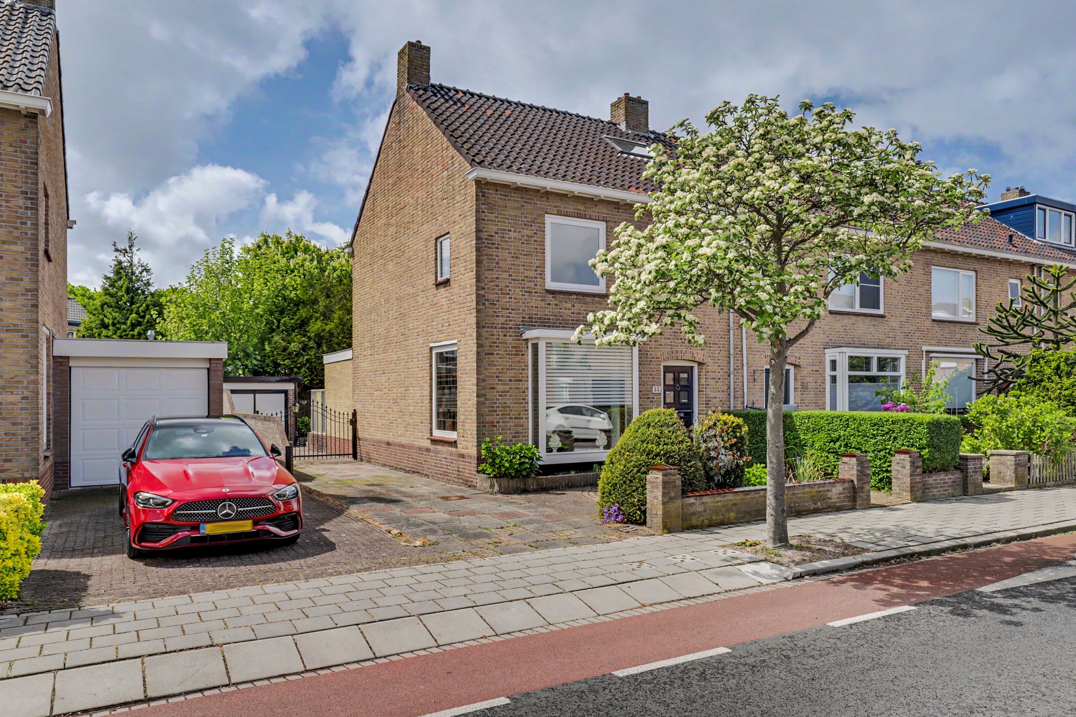 Foto 42 van Burgemeester Kampschöerstraat 55
