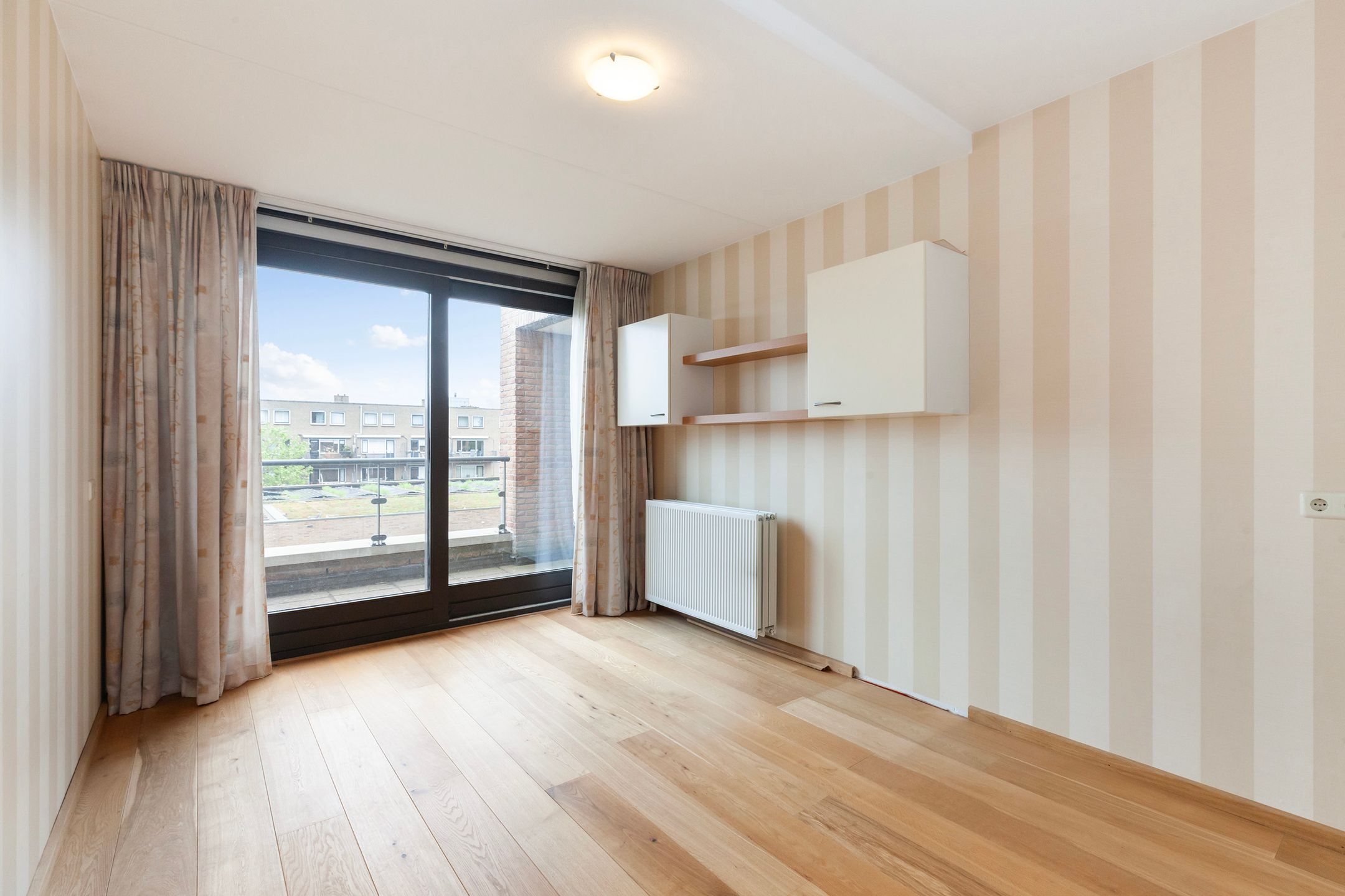 Photo 27 of Ommevoort 330