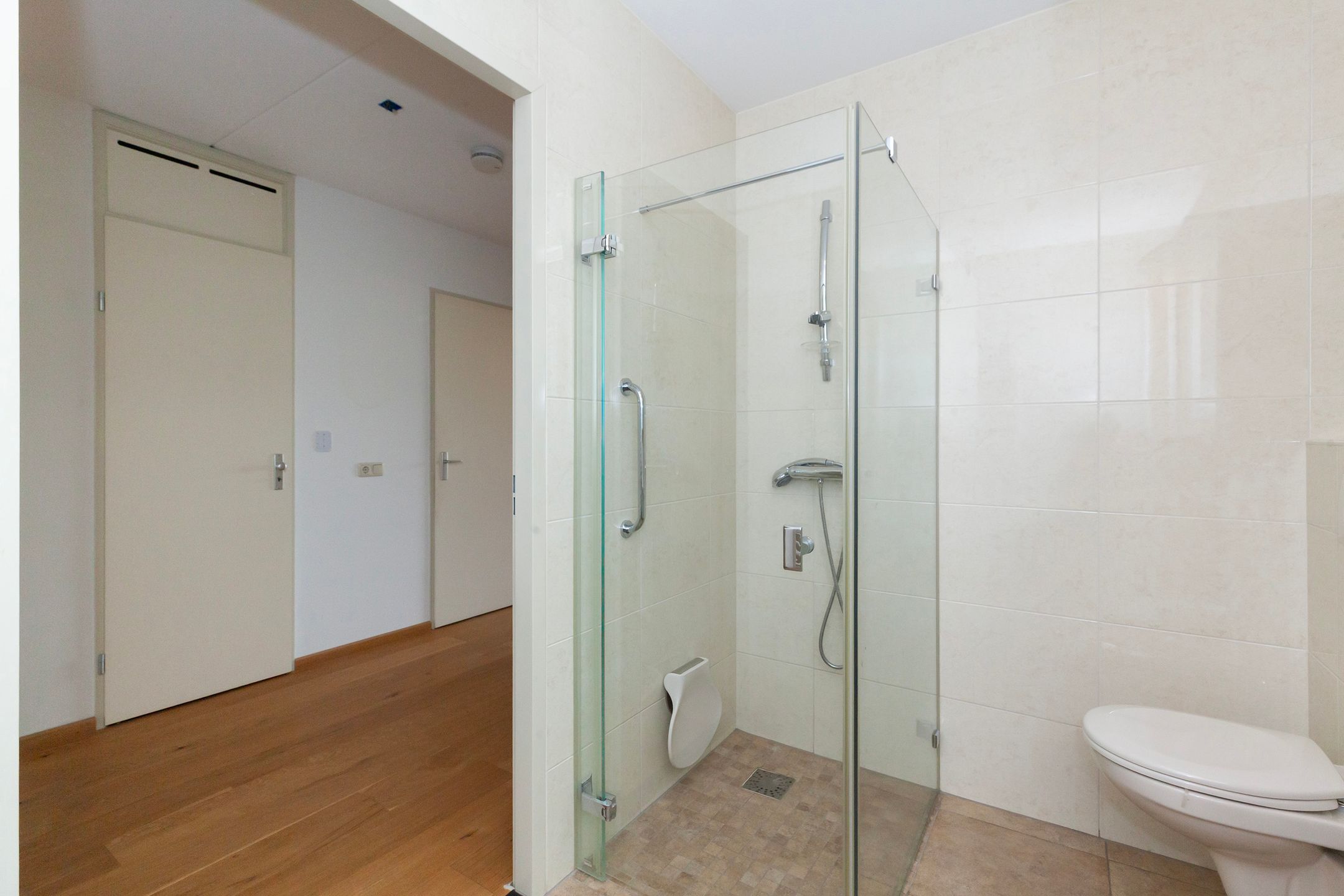 Photo 9 of Ommevoort 330