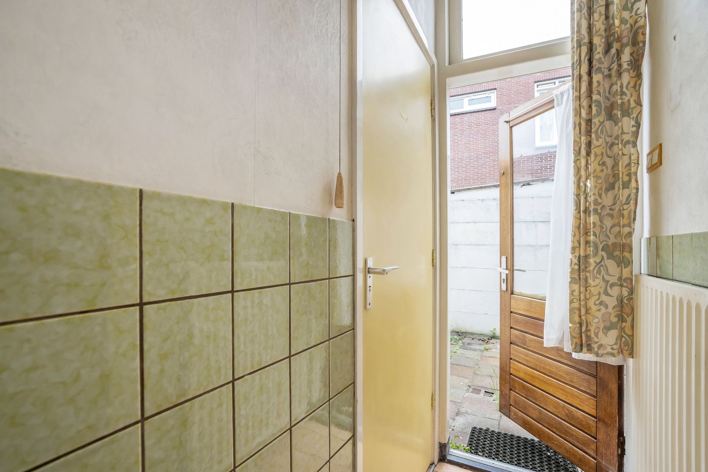 Photo 5 of Rozenstraat 1