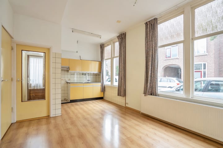 Photo 4 of Rozenstraat 1