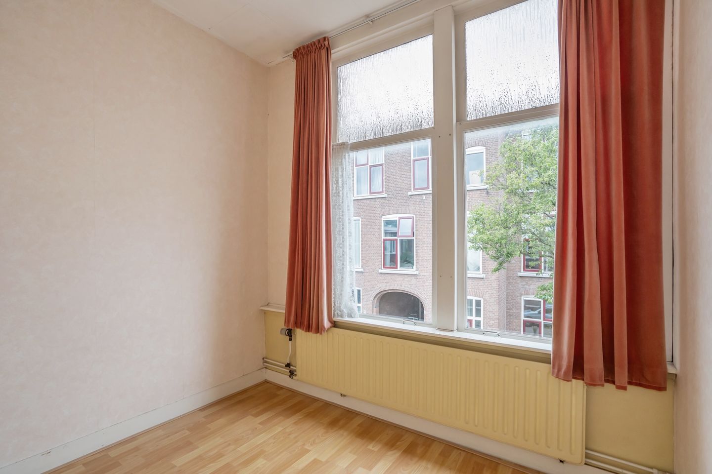 Photo 19 of Rozenstraat 1