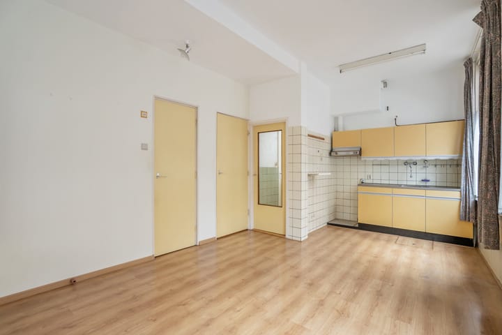 Photo 3 of Rozenstraat 1