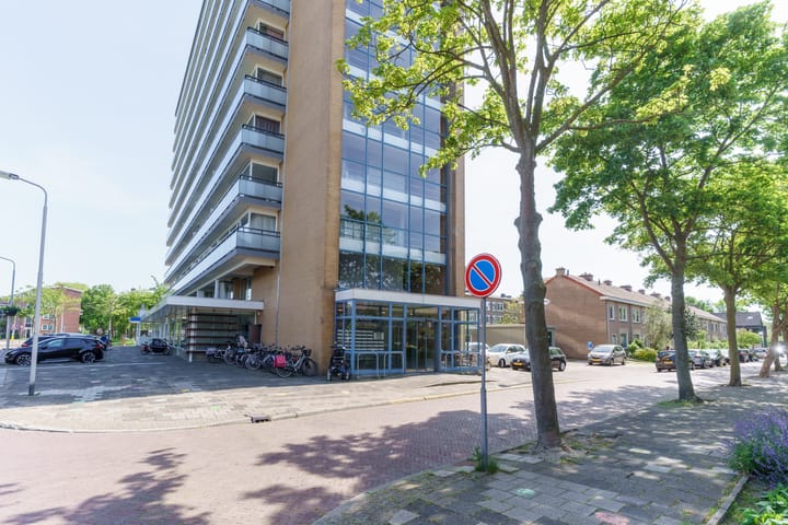 Photo 2 of Van Adrichemstraat 359