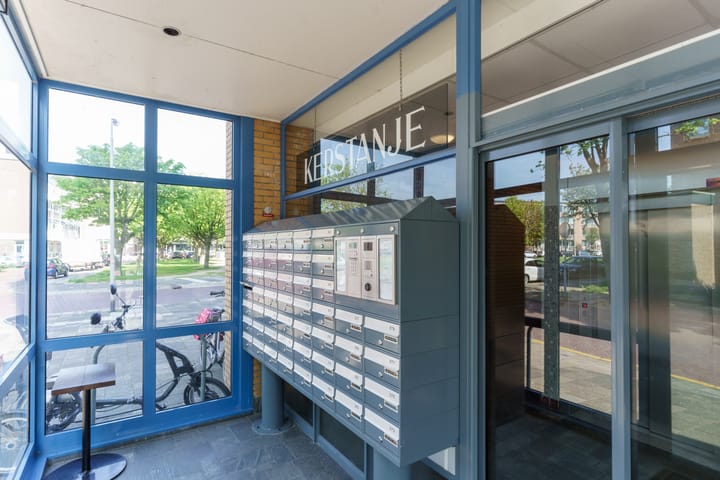 Photo 4 of Van Adrichemstraat 359