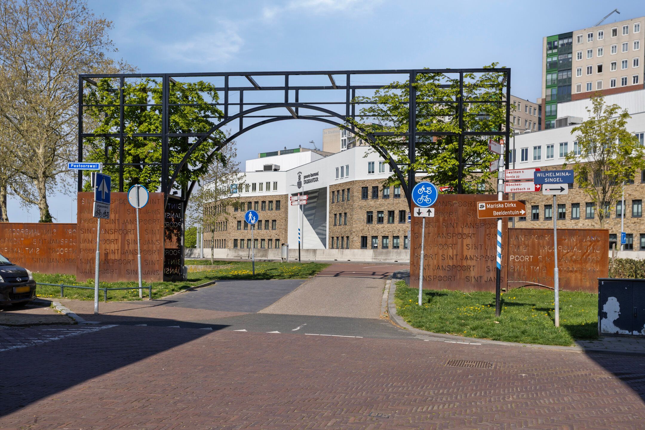 Photo 42 of Lindanusstraat 1