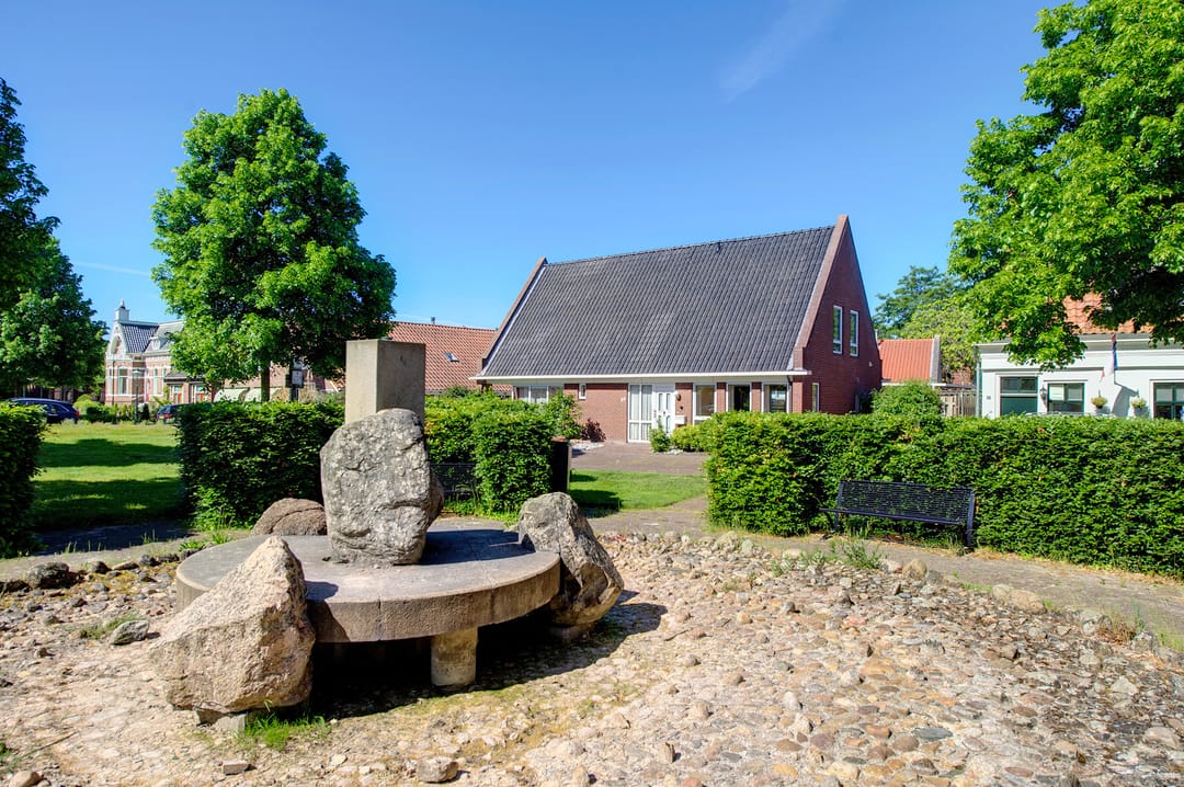 Photo 8 of Voorstraat 39