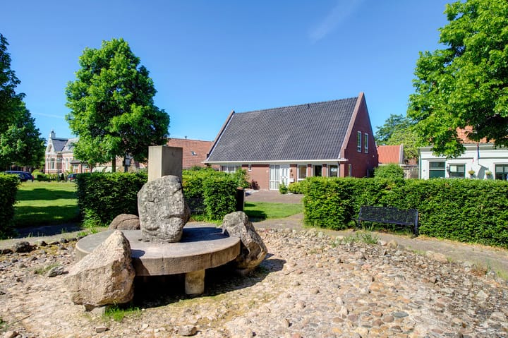 Vrijstaande woning te koop: Voorstraat 39, Bad Nieuweschans