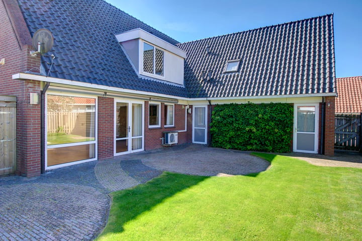Vrijstaande woning te koop: Voorstraat 39, Bad Nieuweschans