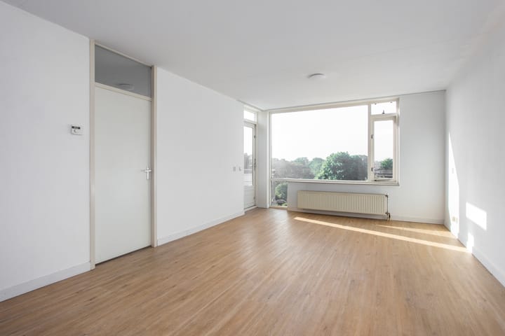 Photo 4 of Hugo van der Goeslaan 55