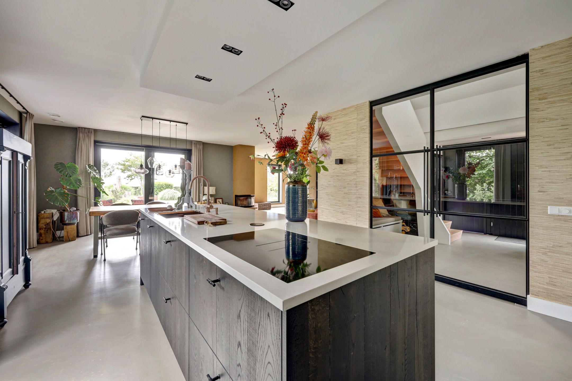 Photo 12 of De Stijl 17