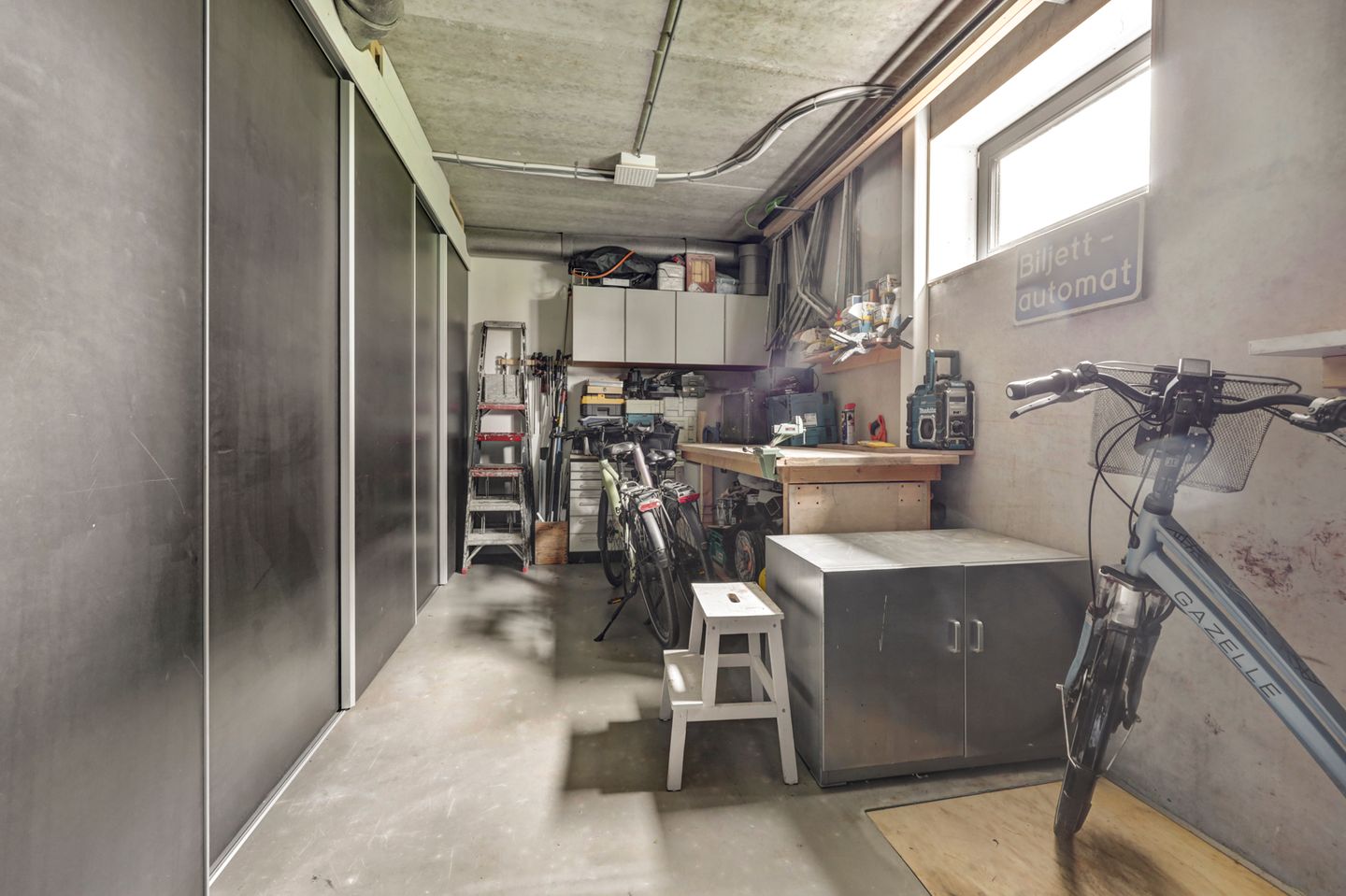 Photo 34 of De Stijl 17