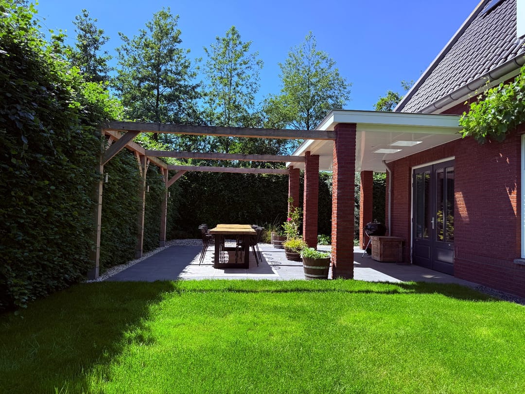 Modern Detached Family Home with South-Facing Garden and Energy Efficiency — 47