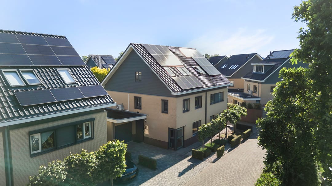 Spacious Semi-Detached Home with Garage in Apeldoorn — 43