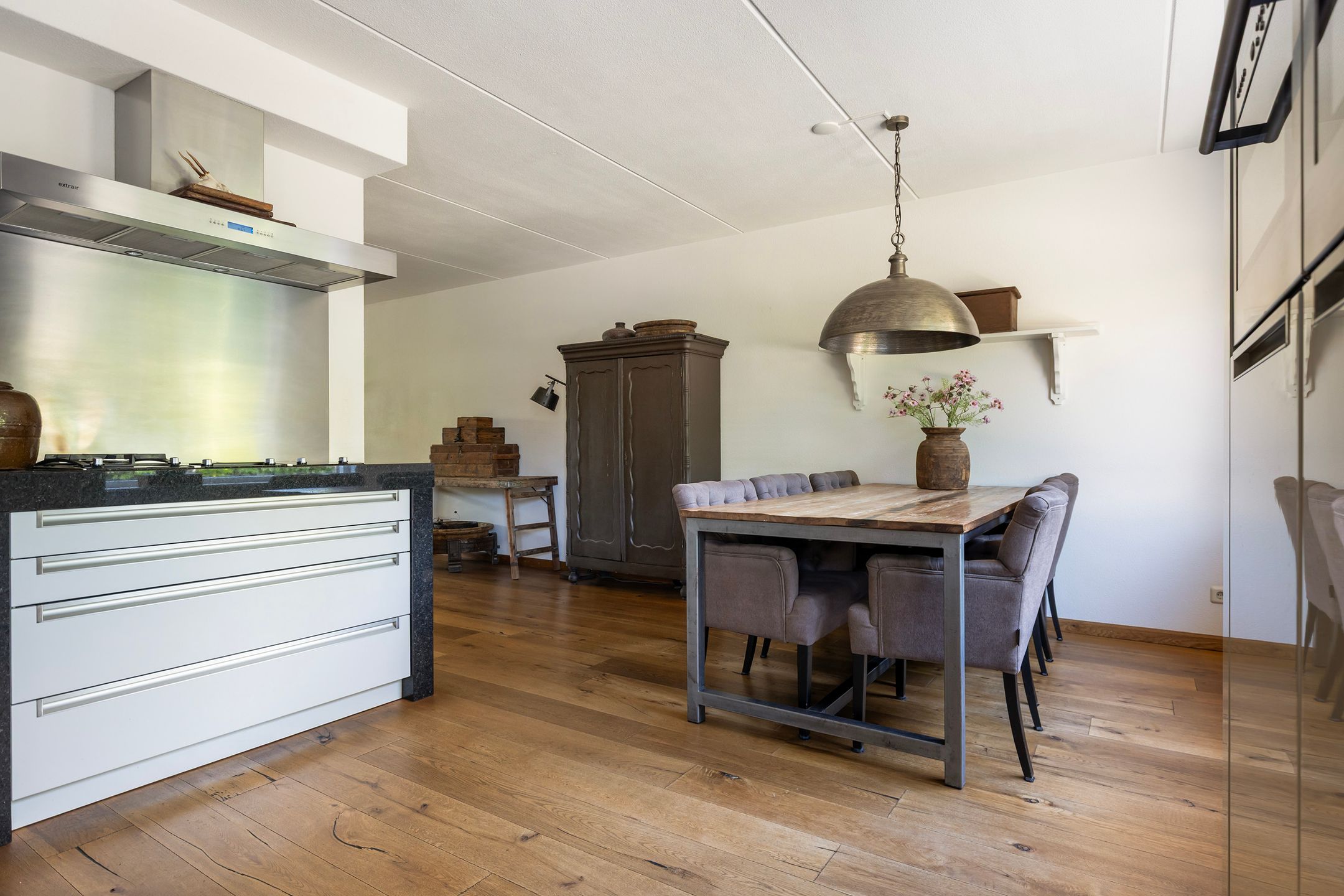 Spacious Semi-Detached Home with Garage in Apeldoorn — 18