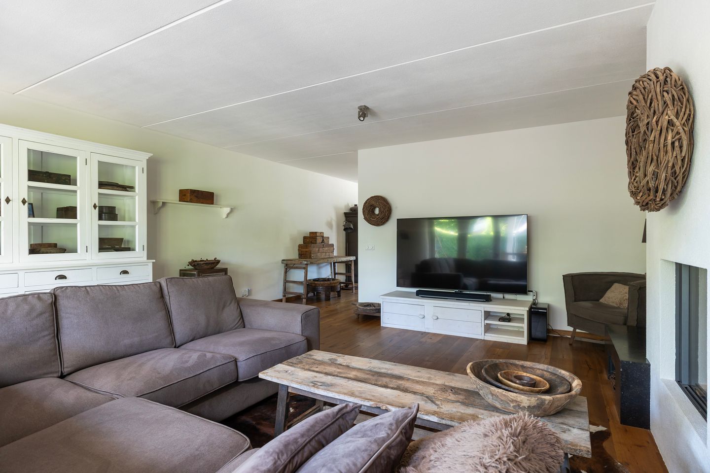 Spacious Semi-Detached Home with Garage in Apeldoorn — 14