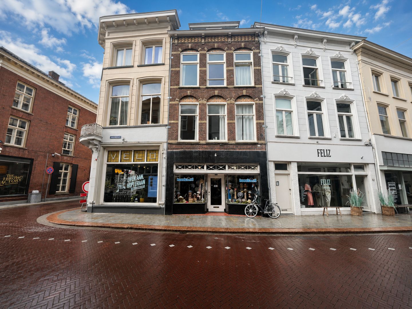 View photo 1 of Vughterstraat 65