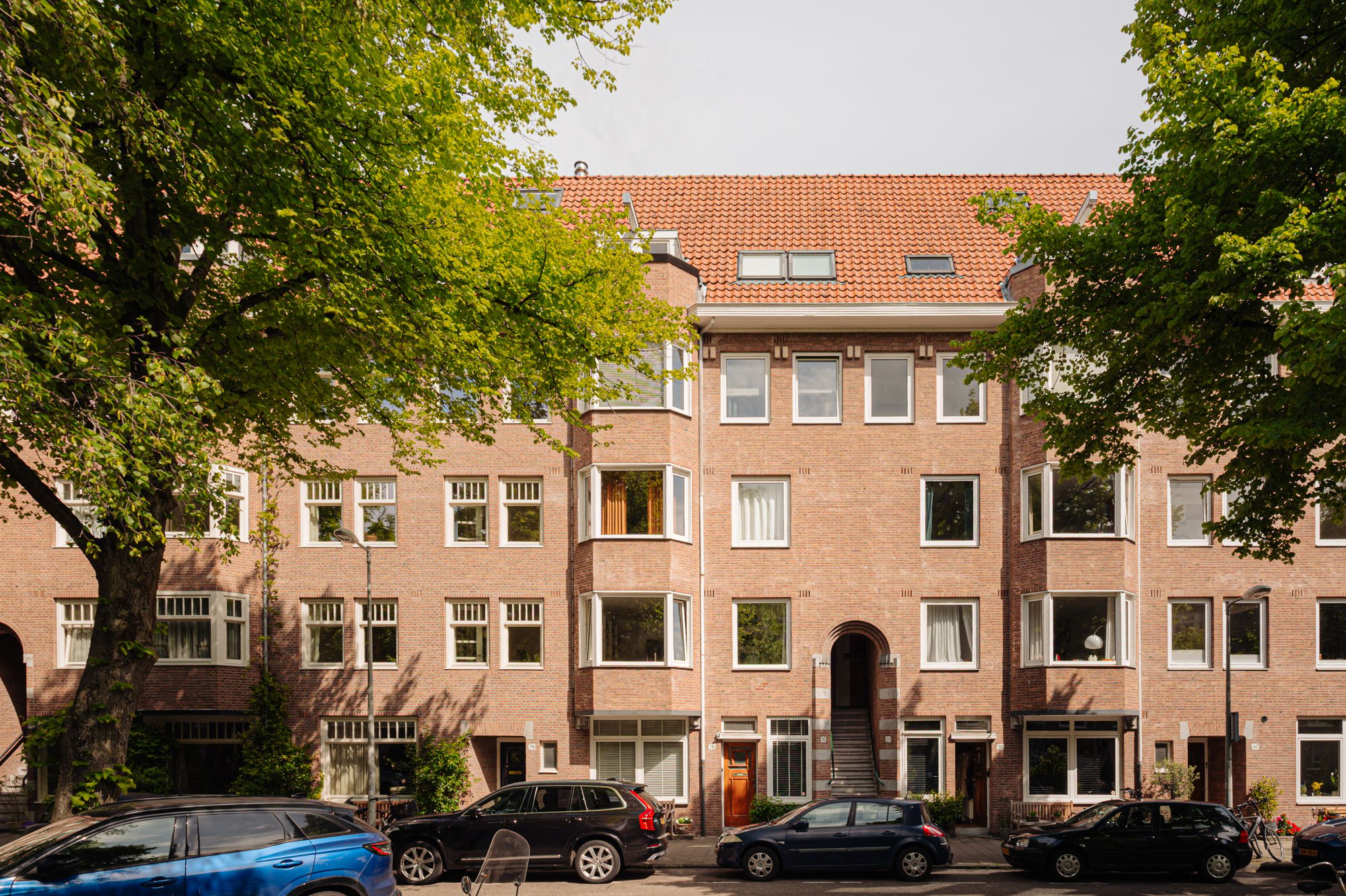 Van Tuyll van Serooskerkenweg 76 
