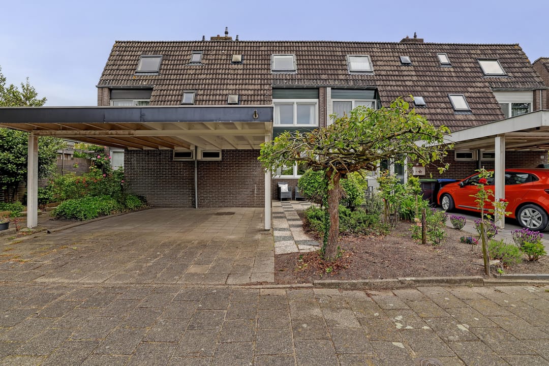 Photo 1 of Lindenlaan 15