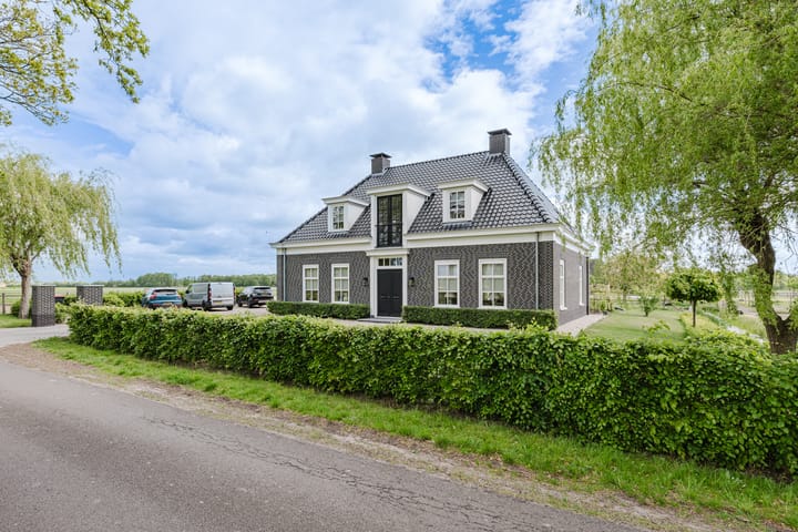 Photo 4 of Langewijksweg 2