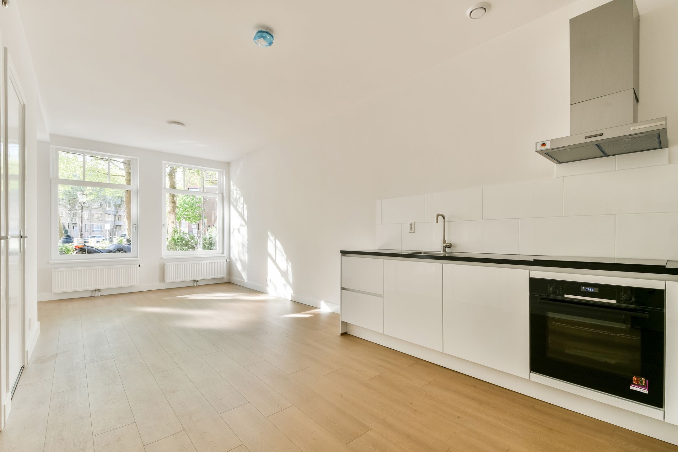 Photo 9 of Cornelis Troostplein 8-H