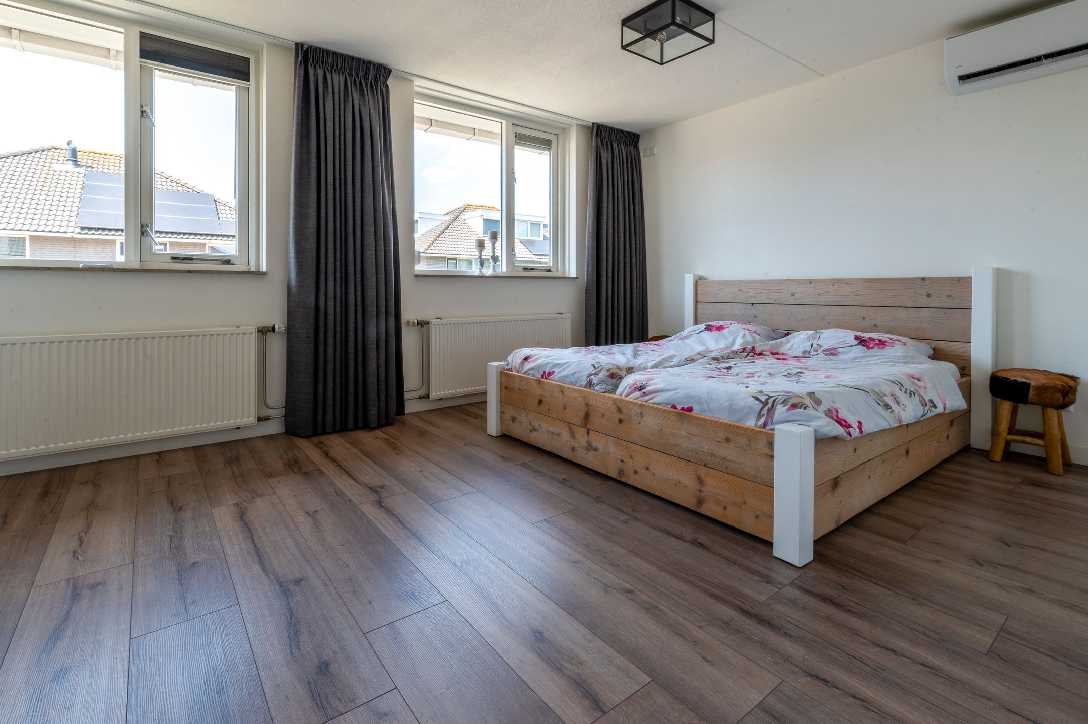 Photo 12 of Minnertsgastraat 14