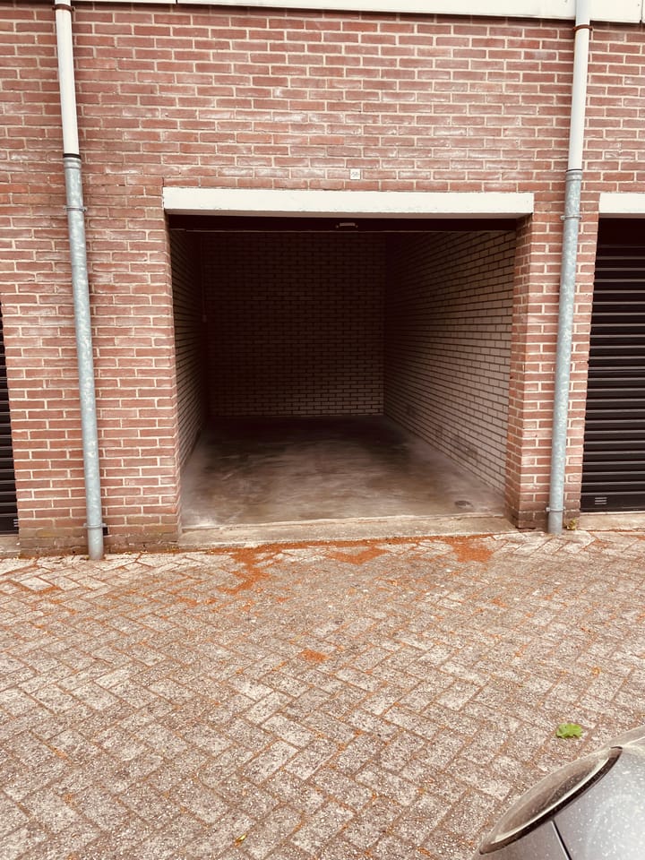 Photo 2 of Putterlaan garage 58