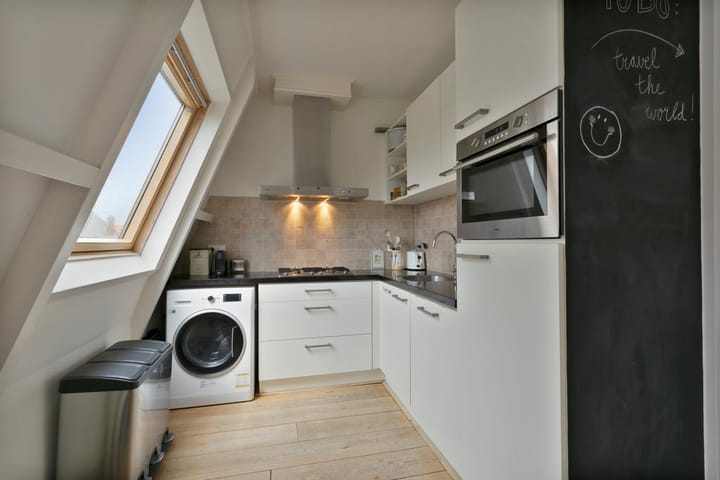 Appartement te huur: Admiraal van Gentstraat 1B, Utrecht