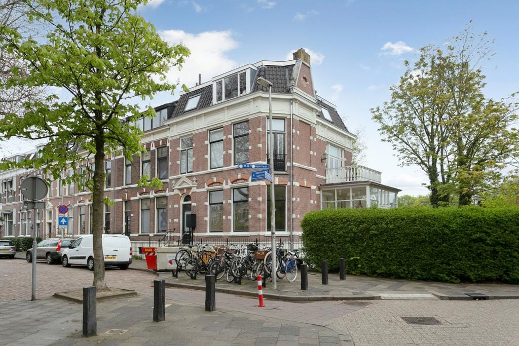 Appartement Admiraal van Gentstraat 1-B — foto 1