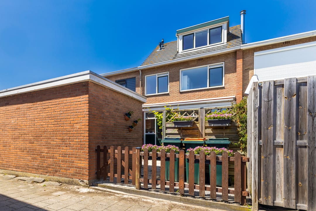 Photo 16 of Cornelis Trooststraat 4