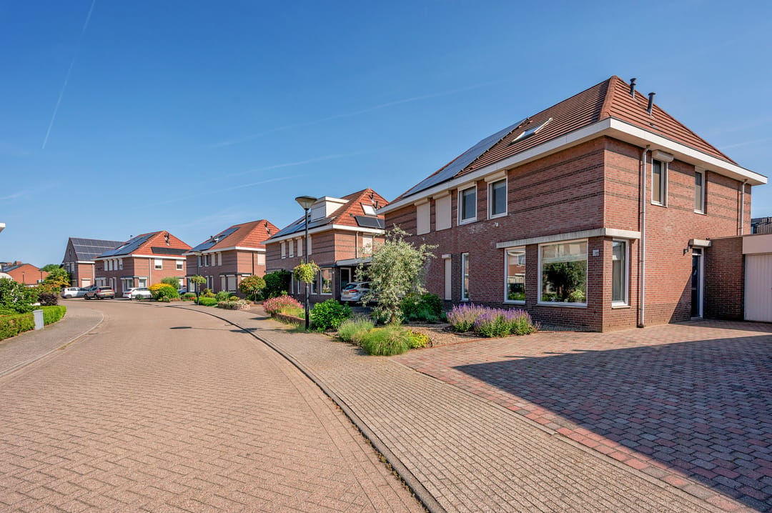 Photo 56 of Robijn 17