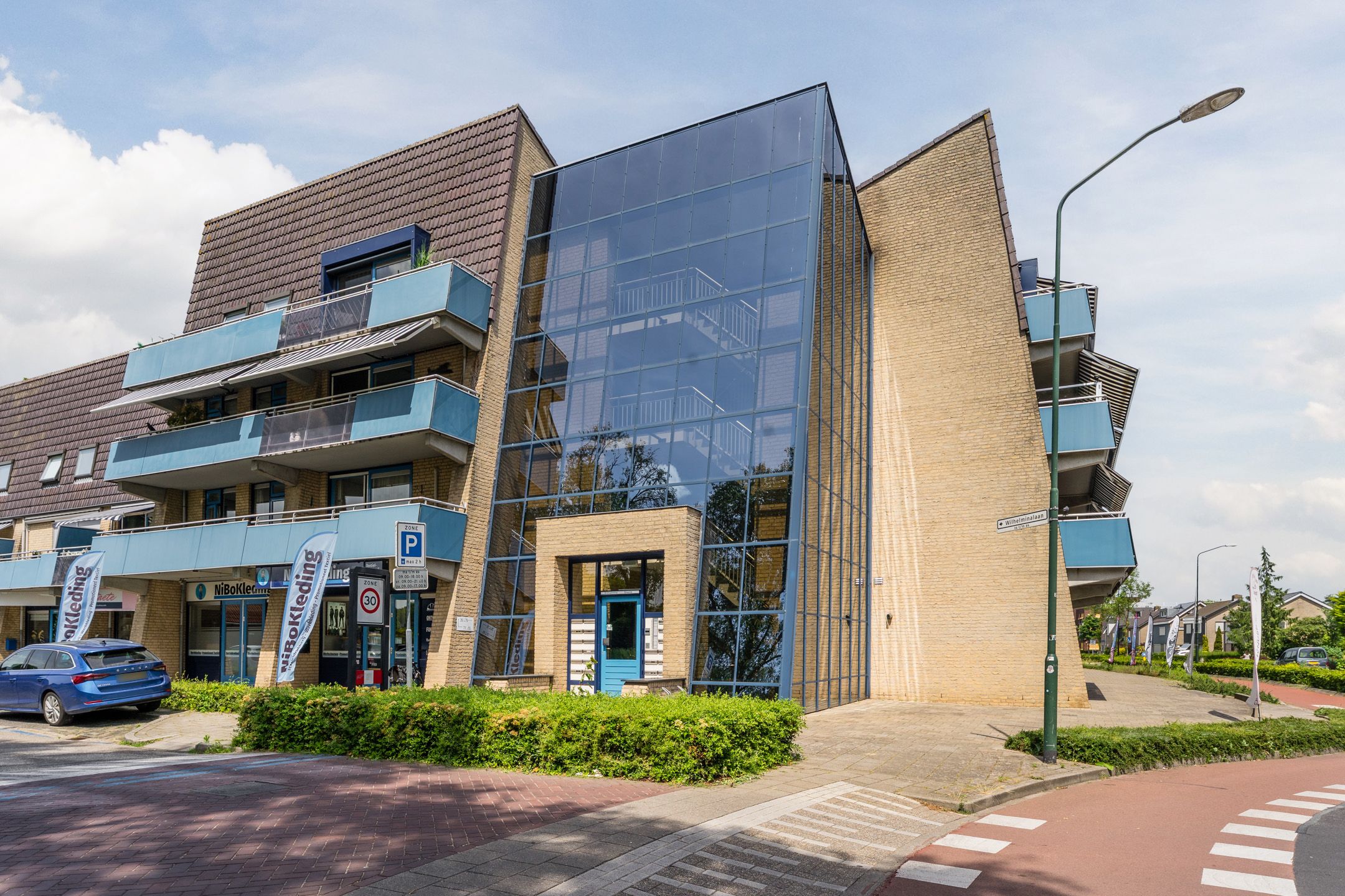 Photo 3 of Wilhelminalaan 42