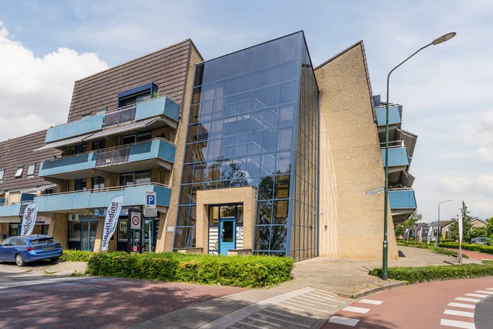 Photo 3 of Wilhelminalaan 42