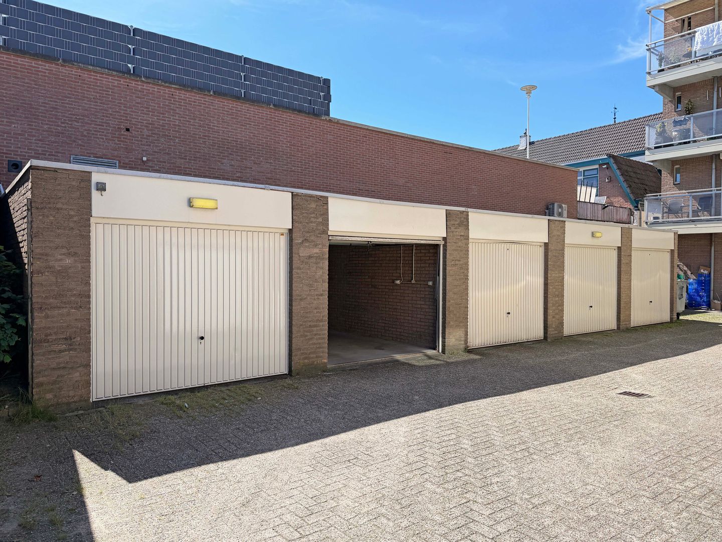 Photo 34 of Stationsplein 17