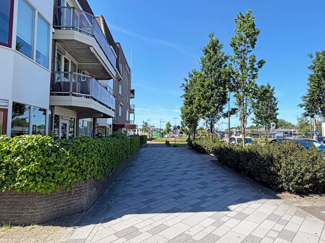 Photo 11 of Stationsplein 17