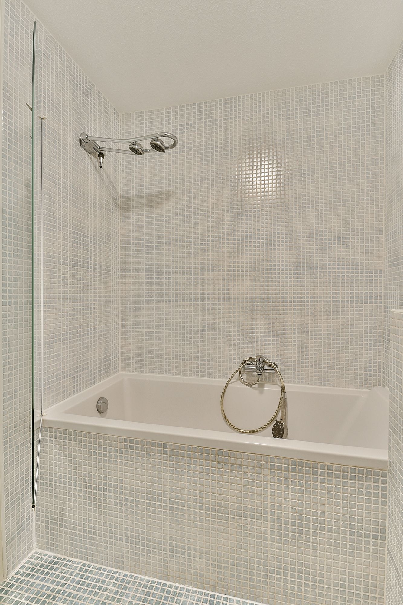 Photo 24 of Kees Verweystraat 37