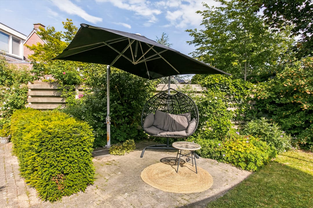 Spacious and Well-Maintained Semi-Detached Home with Garage and Modern Amenities — 23